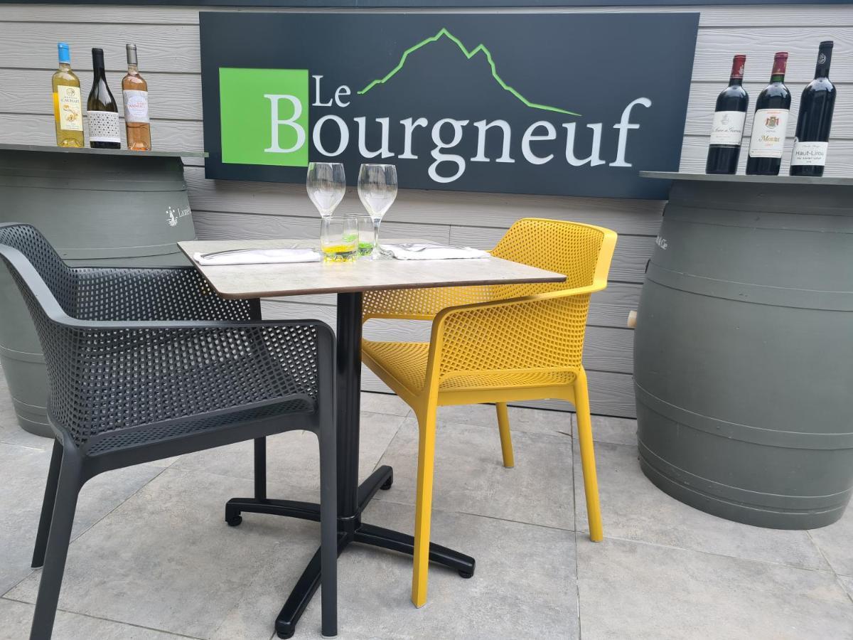 Hotel Restaurant Le Bourgneuf Morlaas Kültér fotó