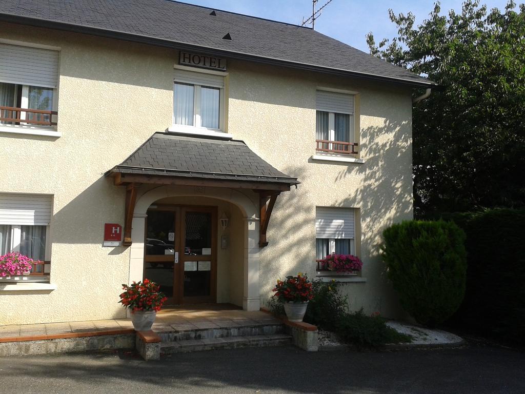 Hotel Restaurant Le Bourgneuf Morlaas Kültér fotó